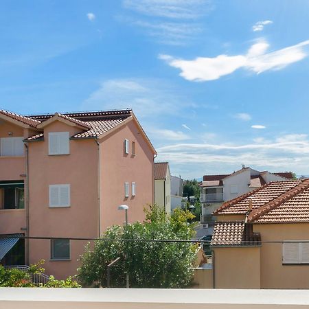 Apartments And Rooms Mladen Vodice Dış mekan fotoğraf