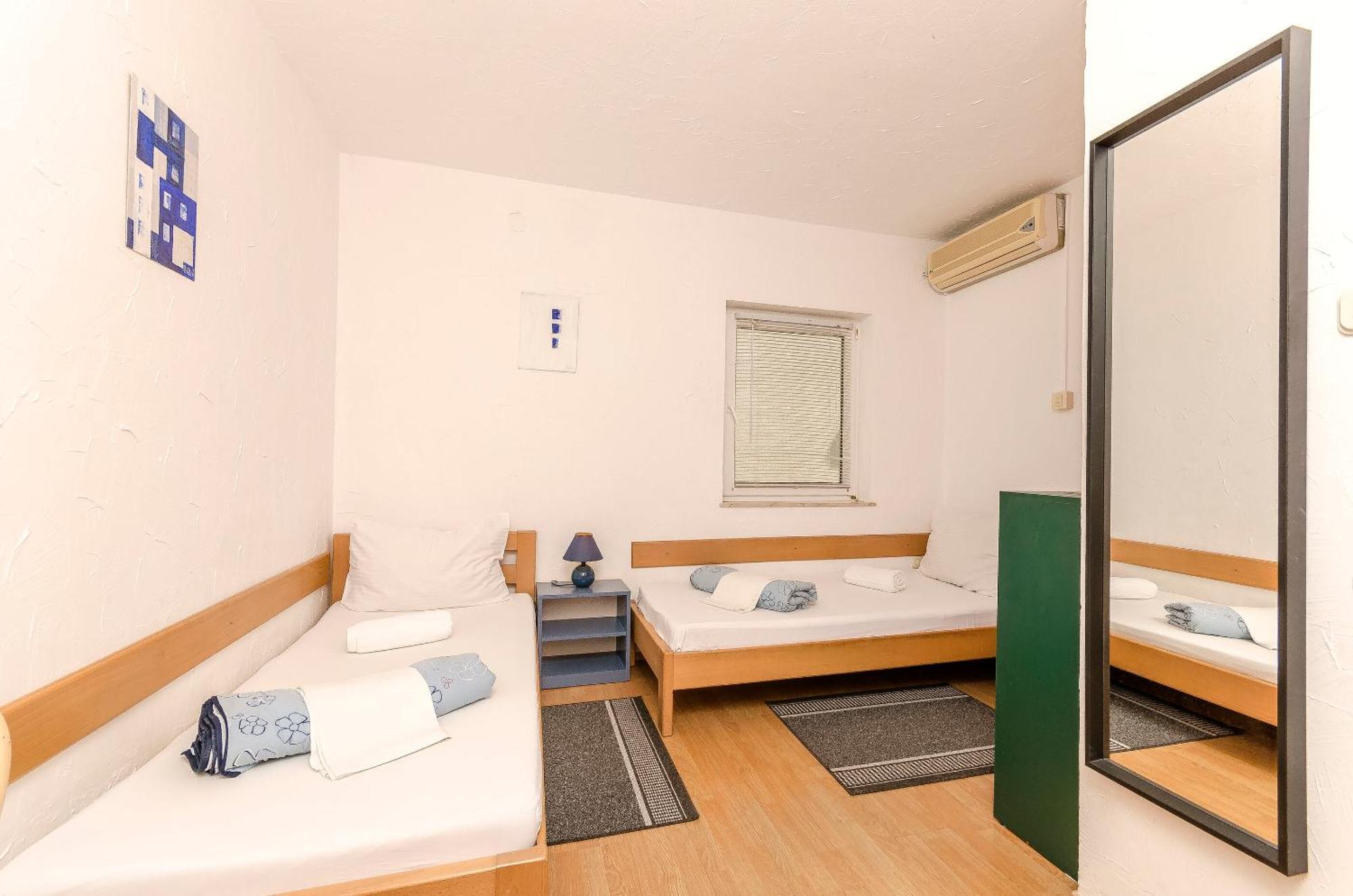 Apartments And Rooms Mladen Vodice Dış mekan fotoğraf